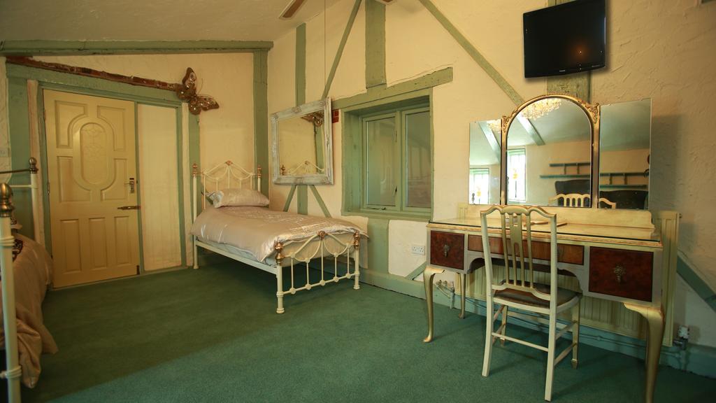 The Edge Accommodation Huddersfield Bilik gambar