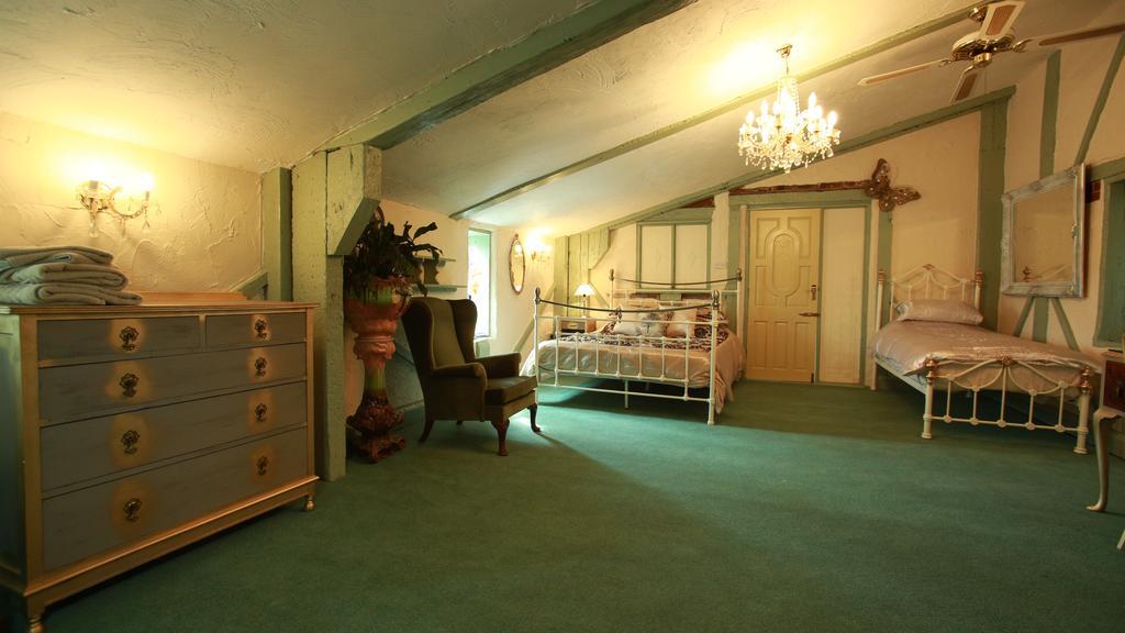 The Edge Accommodation Huddersfield Bilik gambar